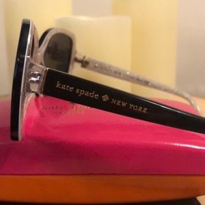 Kate Spade sunglasses 🕶
